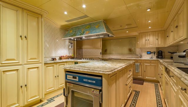 I LOVE THIS BOAT yacht for sale 29