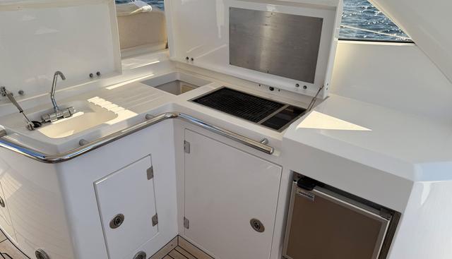 FAMIGLIA yacht for sale 13