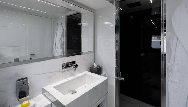 M yacht for sale 28
