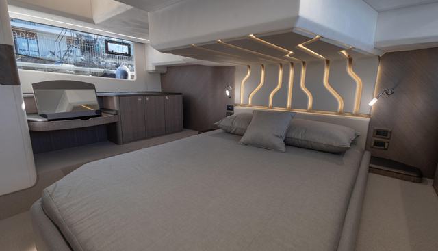 GN440FLY-016 yacht for sale 142