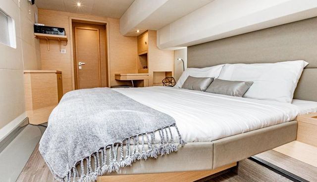 Libert'e yacht for sale 55