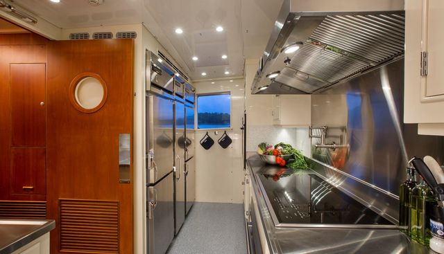 Stoneface yacht for sale 8