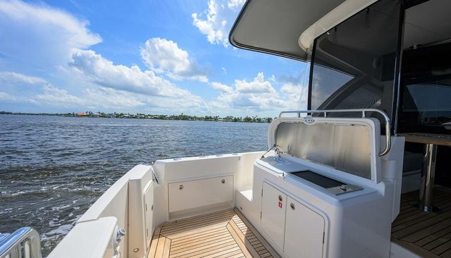 noname yacht for sale 25