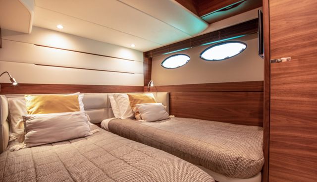 Pieces of Eight yacht for sale 79