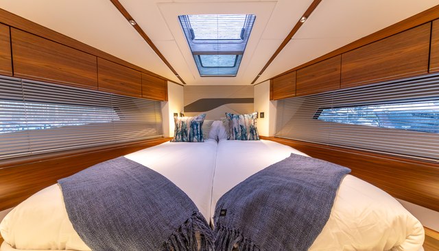 noname yacht for sale 30