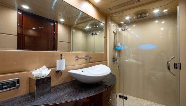 TRUE NORTH yacht for sale 60