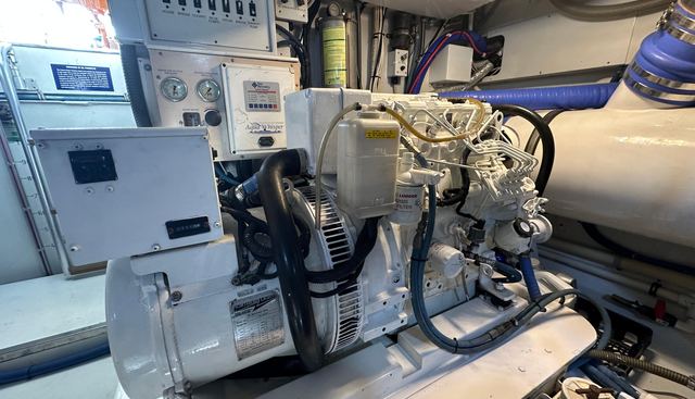 PIER PRESSURE yacht for sale 47