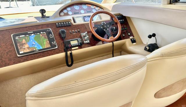 noname yacht for sale 4