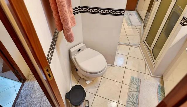 Thrill a Minute III yacht for sale 60