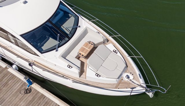 3042568 yacht for sale 7