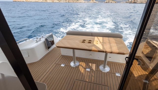GL45FLY-76 yacht for sale 19