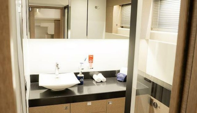 BACK STAGE yacht for sale 22
