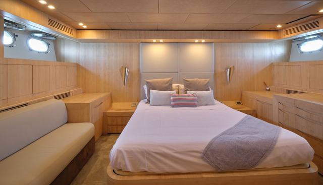 Zazzazu yacht for sale 10