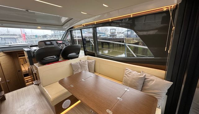 Swysh yacht for sale 22