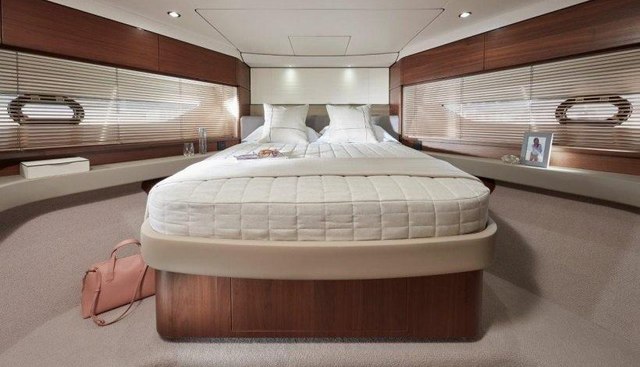 Seven yacht for sale 9