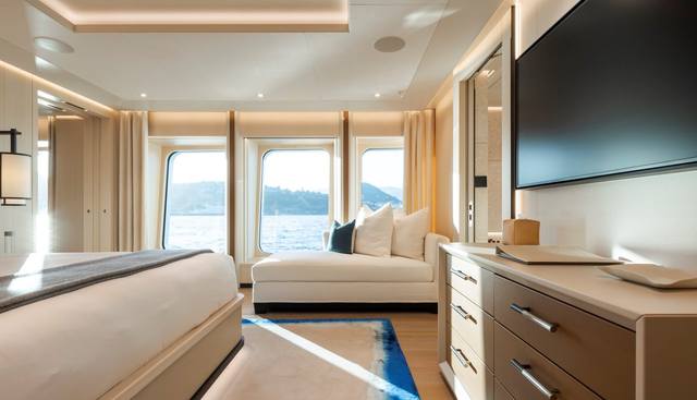 Synthesis yacht for sale 24