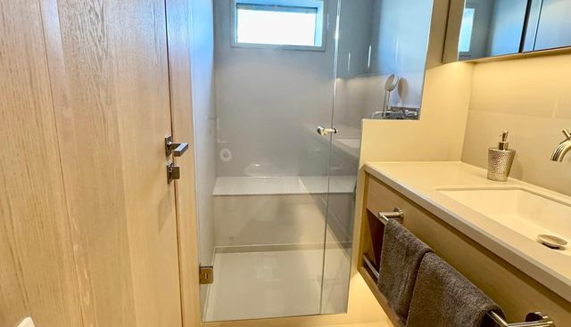 Adventure 780/ 01 yacht for sale 23