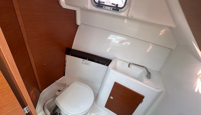 Syntagma yacht for sale 28