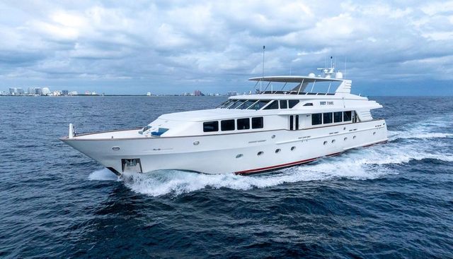 DIRT POOR yacht for sale 3