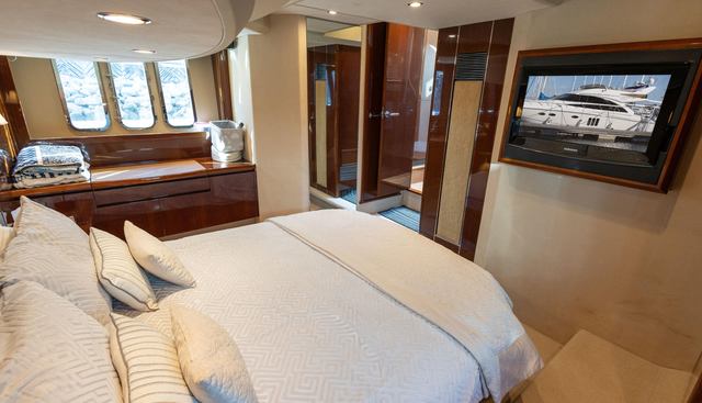 Escape of Ipswich yacht for sale 25