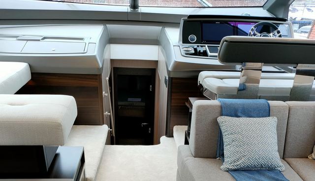 ELIXA yacht for sale 10