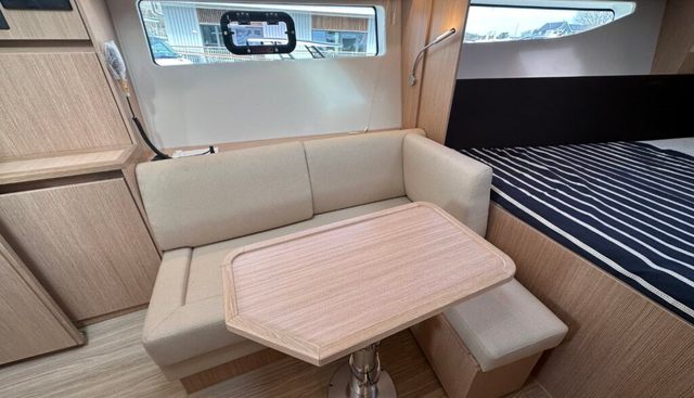 EX DEMONSTRATOR SALE!! 323000045-SR35HT yacht for sale 22