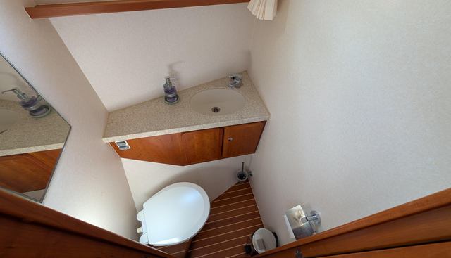 Lady Emily yacht for sale 29