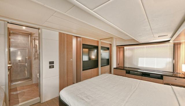 noname yacht for sale 37