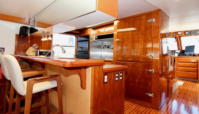 VIAMORE yacht for sale 10