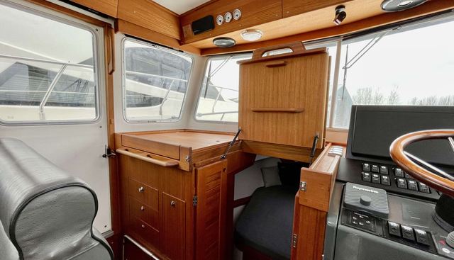 noname yacht for sale 33
