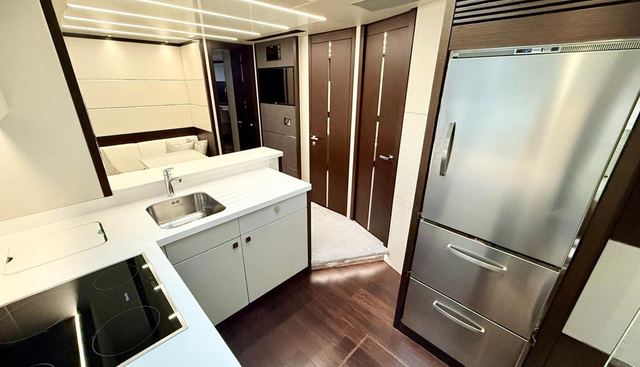 ROGUE ONE yacht for sale 23