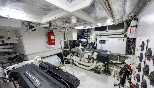 UNORTHODOCS yacht for sale 62