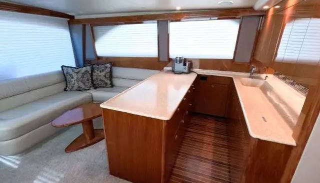 FARMER'S DAUGHTER yacht for sale 18