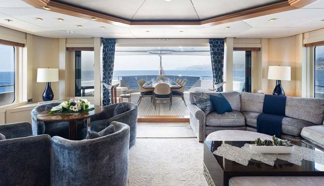 VIBRANCE yacht for sale 30