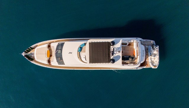 SHINE R yacht for sale 33