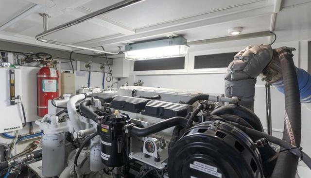 MALOU yacht for sale 49