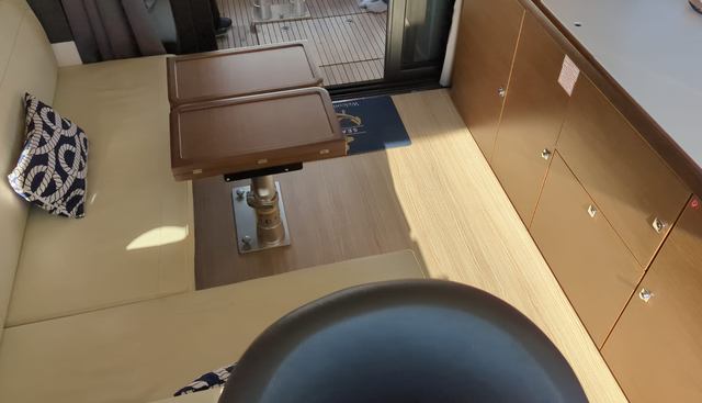 Sea Esta yacht for sale 9