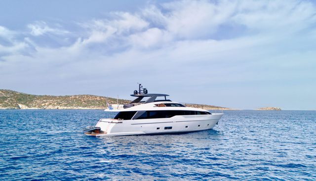 SL90A yacht for sale 72
