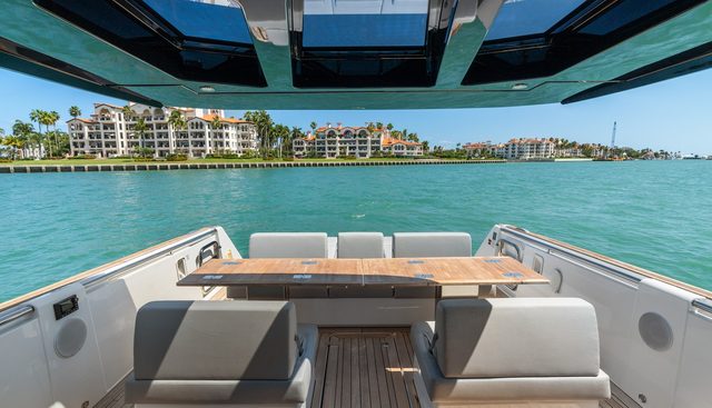 HINJUICE yacht for sale 23