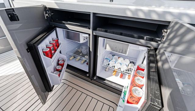 MAKO yacht for sale 20