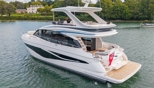 F58015 yacht for sale 8