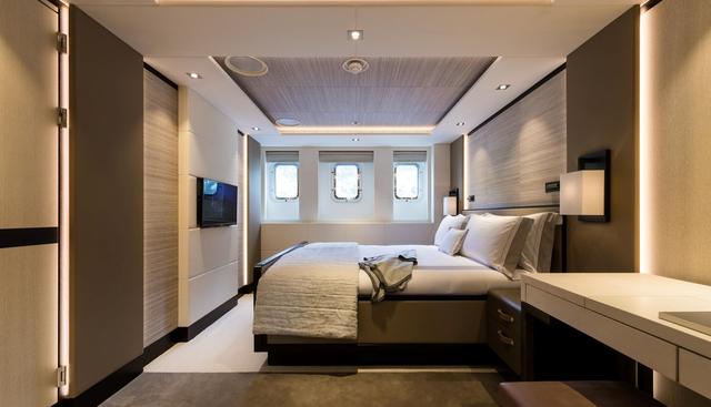 LAURENTIA yacht for sale 18
