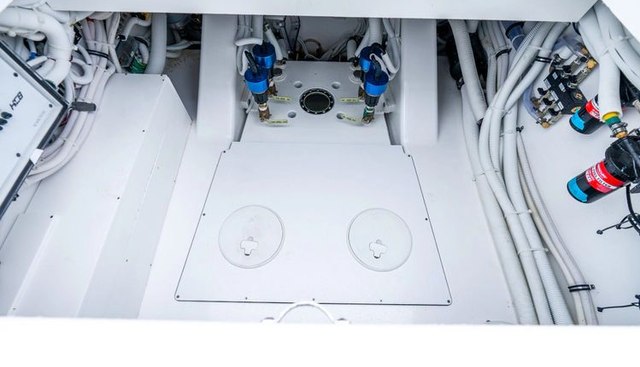 DEALER DEMO yacht for sale 38