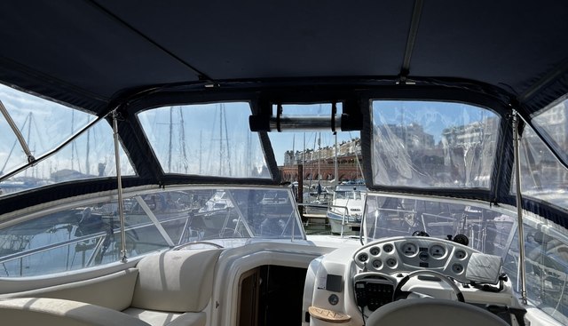 Gin Trap yacht for sale 23