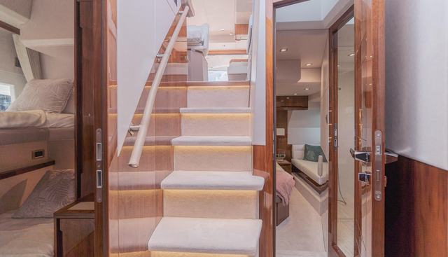 ALLOUISE yacht for sale 28