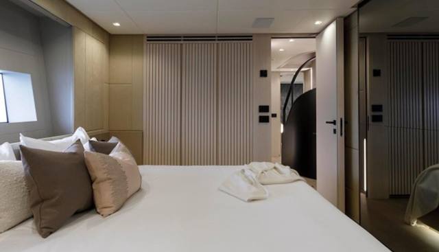 Unplugged yacht for sale 27