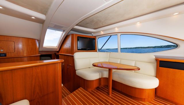 RECOVERY ROOM yacht for sale 38