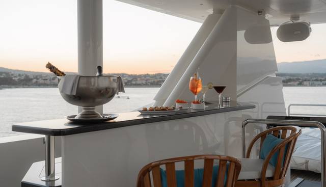RENEGADE yacht for sale 143