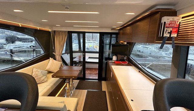 Mollie yacht for sale 15