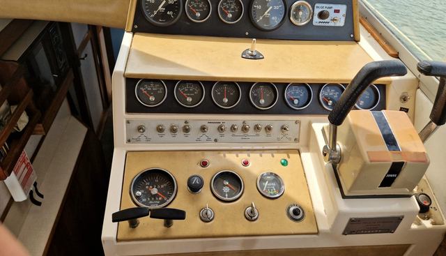 noname yacht for sale 34